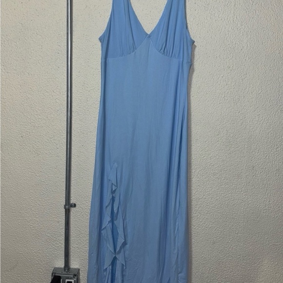 Chic Backless Light Blue Ruffle Dress - Picture 2 of 6